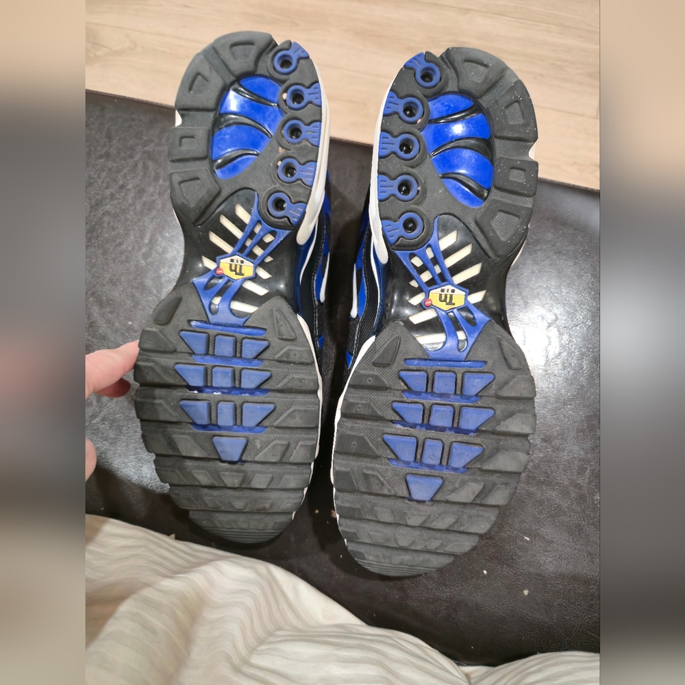 Nike Air Black with Blue Highlights Sneakers - Picture 6 of 7
